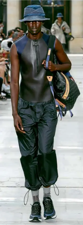 Los trajes de Louis Vuitton son un esencial del estilo elevado para SS24