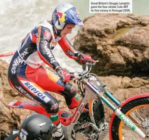  ??  ?? Great Britain’s Dougie Lampkin gave the four-stroke Cota 4RT its first victory in Portugal 2005.
