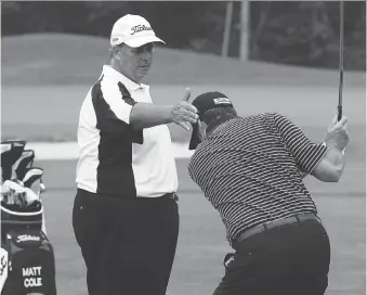  ?? NICK BRANCACCIO ?? Golf pro Matt Cole works with golf student Tony Iacobelli at Kingsville Golf and Country Club in 2011. The longtime CPGA teaching pro and former head profession­al at Pointe West, died Feb. 6 at the age of 57.