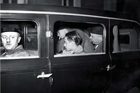  ??  ?? Herschel Grynszpan detido, em Paris, depois de balear um diplomata alemão que morreria dois dias mais tarde