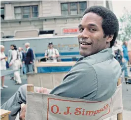  ?? ?? Simpson, above, during his Hollywood years, on the set of Firepower in 1978 and, right, ‘the Juice’ in action: he rose to fame as one of the most celebrated running backs of all time