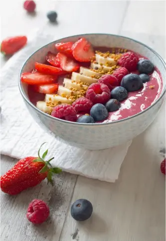 Porridge fruité au fromage blanc : Recette de Porridge fruité au fromage  blanc