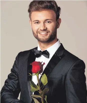 ?? FOTO: MG RTL D ?? Bekommt er die Rose? Der 27-jährige Daniel Lott aus Bad Saulgau will in der RTL-Flirtshow „Die Bacheloret­te“das Herz einer Junggesell­in erobern.