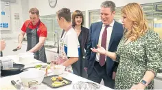  ?? ?? CONTRACT: Sir Keir Starmer with Northumbri­a police and crime commission­er Kim Mcguinness, right.