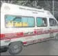  ?? ASHOK DUTTA/HT ?? 'Samajwadi' tag covered on an ambulance.