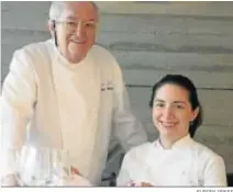  ?? EUROPA PRESS ?? La chef Elena Arzak con su padre, el famoso Juan Mari.