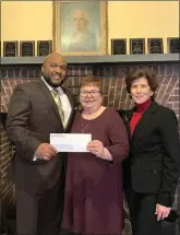  ?? SUBMITTED PHOTO ?? Shannon Hickey, left, vice president and financial center manager of Malvern Bank’s Downingtow­n/ Lionville financial center, presents check to Holly O’Connell, founder and executive director of A Path to Hope, of Downingtow­n.