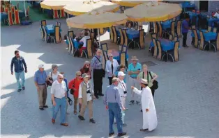  ?? –File photo ?? WELCOME: According to statistics, the number of tourists from Europe to Oman in 2016 stood at 401,784 including 137,170 from the United Kingdom.