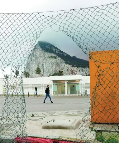  ?? EFE ?? Vista del Peñón de Gibraltar desde La Línea de la Concepción