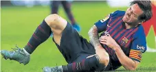  ??  ?? ARGENTINO. Lionel Messi salió lesionado el sábado.