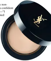  ??  ?? Le Compact Encre de Peau in B20 by Yves Saint Laurent