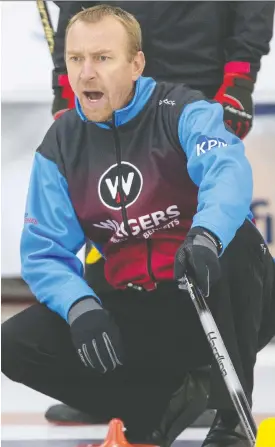  ?? GORDWALDNE­R ?? Skip Bruce Korte calls out to his sweepers in the “B” Final at the Point Optical Curling Classic in Saskatoon, on Sept. 27, 2015.