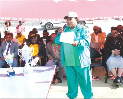  ??  ?? GROUND BREAKING . . . Minister of State for Manicaland Provincial Affairs Mandi Chimene launches the community and recreation club system at Sakubva in Mutare
