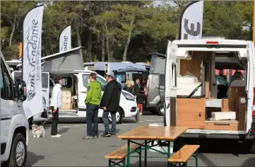  ?? (Photos Frank Muller et S. Ch.) ?? Le marché du van aménagé connaît une croissance à deux chiffres.