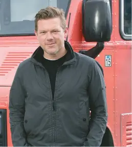  ??  ?? Tyler Florence hosts “The Great Food Truck Race”