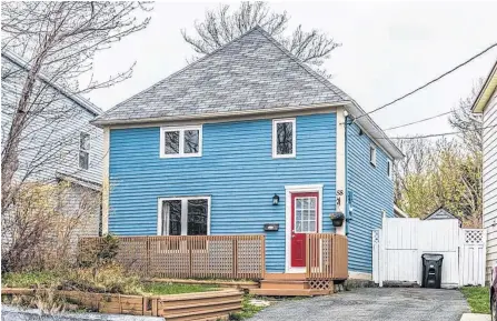  ?? JAMES OSBORNE AND SHARILEE ANDERSON PHOTOS ?? Built in 1875, house No. 58 Freshwater Rd. in St. John’s, is both an appealing part of our history and a treasured home today.