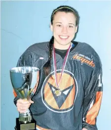  ?? SUPPLIED ?? Michelle Edgar is receiving an automatic induction into the Niagara Falls Sports Wall of Fame after winning a world championsh­ip in ball hockey.