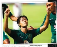  ?? ANGGER BONDAN/JAWA POS ?? PENENTU KEMENANGAN: Rishadi Fauzi melakukan selebrasi setelah menjebol gawang Persatu Tuban. Foto kanan, sebanyak 30 ribu Bonek memenuhi Stadion Gelora Bung Tomo kemarin (6/7).