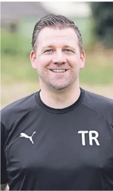  ?? FOTO: STEPHAN KÖHLEN (ARCHIV) ?? Für Trainer Tim Schneider ist der Aufstieg mit der VfB-Reserve ein glänzender Abschluss, bevor er das Oberliga-Team übernimmt.