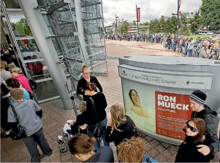  ?? PHOTO: JOHN KIRK-ANDERSON/STUFF ?? Queues to enter the Ron Mueck exhibition stretch outside the Christchur­ch Art Gallery in 2010.