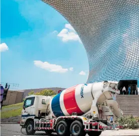  ?? CORTESÍA: FB @CEMEXMEXIC­O ?? La cementera señaló que este año sus precios ya subieron 3 por ciento