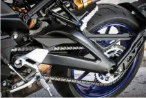  ??  ?? Shock is mounted directly to the aluminium swingarm