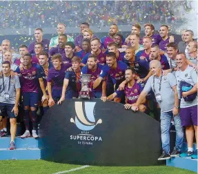  ??  ?? O Barcelona ganhou a última supertaça, disputada em Tânger