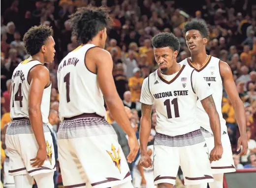  ?? CHERYL EVANS/THE REPUBLIC ?? Shannon Evans (11) and his Arizona State teammates rally in the second half to defeat Oregon State at Wells Fargo Arena on Saturday.