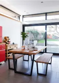  ??  ?? DINING AREA This light-filled space is open and flexible. It’s equally perfect for an informal lunch or a large family get-together.