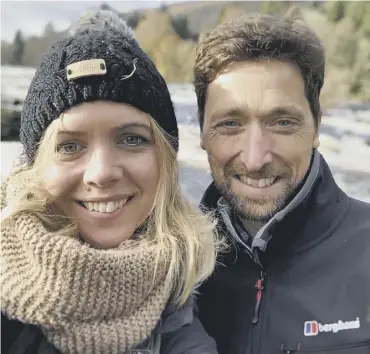  ??  ?? 0 Lindsay Smith with her husband Chris Smith, 43, a Team GB fell runner who died last month.