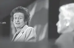  ?? NICK OZA/ REPUBLIC FILES ?? Gerda Weissmann Klein tells a story about how she survived during Holocaust to Justice Sandra Day O'Connor in March 2009.