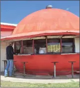  ??  ?? Mammoth Orange Cafe in Redfield pays oversized honor to a popular citrus fruit.