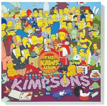  ??  ?? “The KAWS Album,” 2005, óleo sobre tela donde se mezclan Los Simpson y Sgt. Pepper’s de Los Beatles. En 2019 la pintura se subastó en Sotheby’s de Hong Kong por $14.8 millones de dólares.