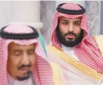  ?? BANDAR AL-JALOUD AGENCE FRANCEPRES­SE/PALAIS ROYAL SAOUDIEN ?? Cette escalade soudaine des pressions porterait le sceau du prince héritier saoudien Mohammed ben Salmane (à droite).