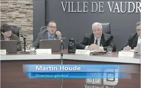  ??  ?? The Vaudreuil-Dorion city council meeting, seen in a screen grab, was webcast live and on community television for the first time Monday night.