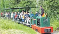  ?? ARCHIVFOTO: SL ?? Die Torfbahn zieht alljährlic­h Tausende Besucher nach Bad Wurzach. Die neue Saison beginnt am 9. April.