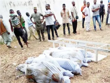  ??  ?? The remains of some Hausa traders killed during a recent attack in Makurdi, Benue State