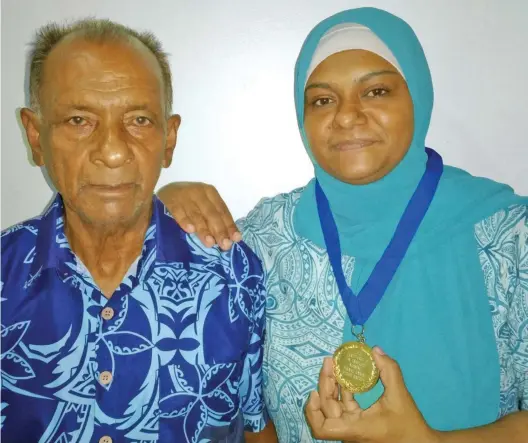  ?? Photo: Wati Talebula-Nuku ?? Proud father Abdul Gafoor with his daughter Mainaz Gafoor.