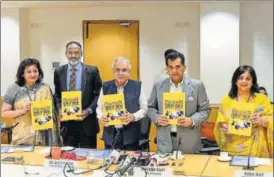  ??  ?? NITI Aayog CEO Amitabh Kant (second from right) with vice-chairman Rajiv Kumar (third from left) and other officials at the launch of School Education Quality Index in Delhi, on Monday. PTI