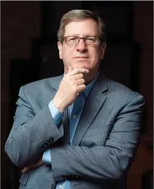  ?? Courtesy photo ?? Lee Strobel, author of The Case for Christ, will sit in conversati­on Tuesday with the Rev. Steven Smith of Immanuel Baptist Church in Little Rock. Strobel was an aetheist before he used his skills as an investigat­ive journalist to uncover evidence of...