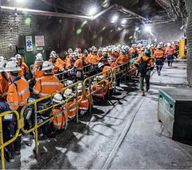  ?? FOTO: GETTYIMAGE­S ?? A multinacio­nal anglo-australian­a
Rio Tinto planeia extrair 500 mil toneladas de cobre por ano da mina de Oyu Tolgoi