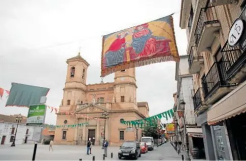  ?? // ANTONIO L. JUÁREZ ?? Plaza de la Constituci­ón de Santa Fe, con la Iglesia de la Encarnació­n como principal reclamo