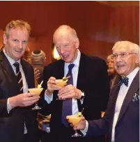  ??  ?? LORD JACOB ROTHSCHILD (center), IBCA chairman Alex Deutsch (right) and Hilton Israel head of public relations Motti Verses share a ‘Balfour cocktail’ at the IBCA Balfour Declaratio­n centennial dinner.