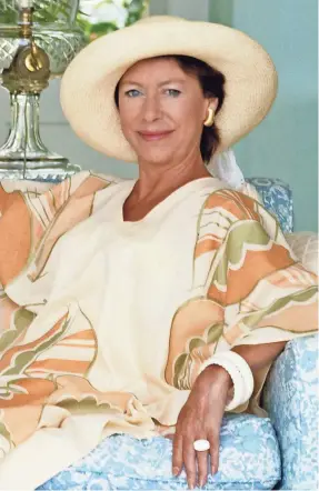  ?? LICHFIELD/GETTY IMAGES ?? Princess Margaret reclining on a sofa at her home, Les Jolies Eaux, on Mustique in the West Indies in April 1976.