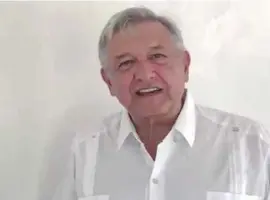  ??  ?? SU TERCERA VEZ. López Obrador arrancará su campaña en el norte del país.