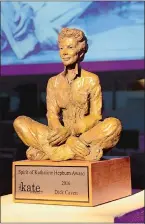  ??  ?? The Spirit of Katharine Hepburn Award was sculpted in the likeness of Hepburn by Kimberly Monson, an artist and faculty member of the Lyme Academy College of Fine Arts.