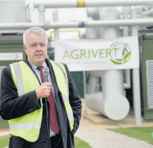  ??  ?? Bridgend AM Carwyn Jones officially opened the £14m anaerobic digestion plant