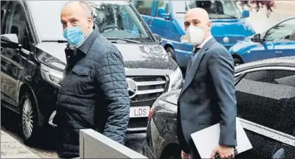  ?? FOTO: RFEF ?? El presidente de LaLiga Javier Tebas y su homónimo en la RFEF Luis Rubiales, en un encuentro de hace unas semanas