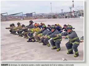  ?? ?? durante 6 domingos, los voluntario­s asisten a recibir capacitaci­ón de 8 de la mañana a 4 de la tarde