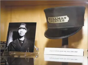  ?? Bob Levey / Houston Chronicle ?? Articles on exhibit in 2016 about the history of Pullman Porters at the Rosenberg Railroad Museum & Depot in Texas.